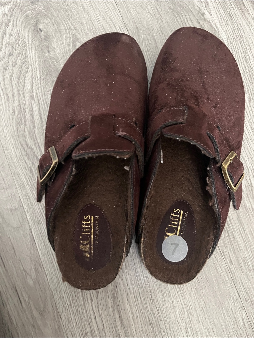 Cliffs by WHITE MOUNTAIN Brown Mules